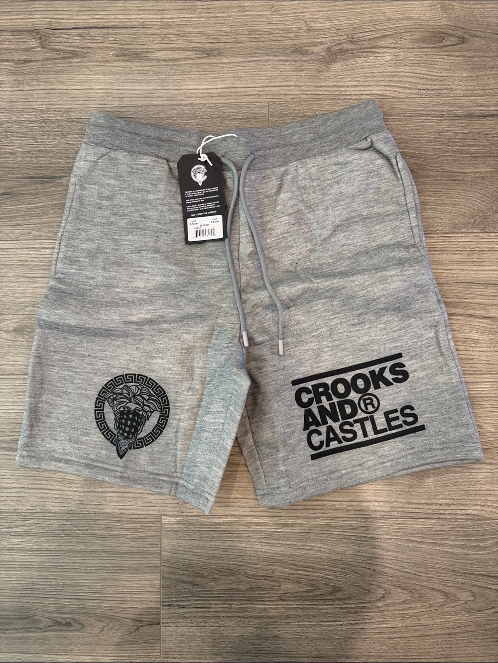Crooks & Castles Men's Bandito Medusa Fleece Sweatshorts Men’s Size Large